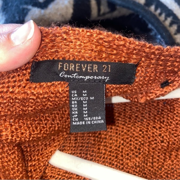 Autumn Orange Forever 21 open back sweater - women’s size medium - Picture 6 of 6